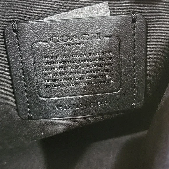 Coach Set - Picture 9 of 9